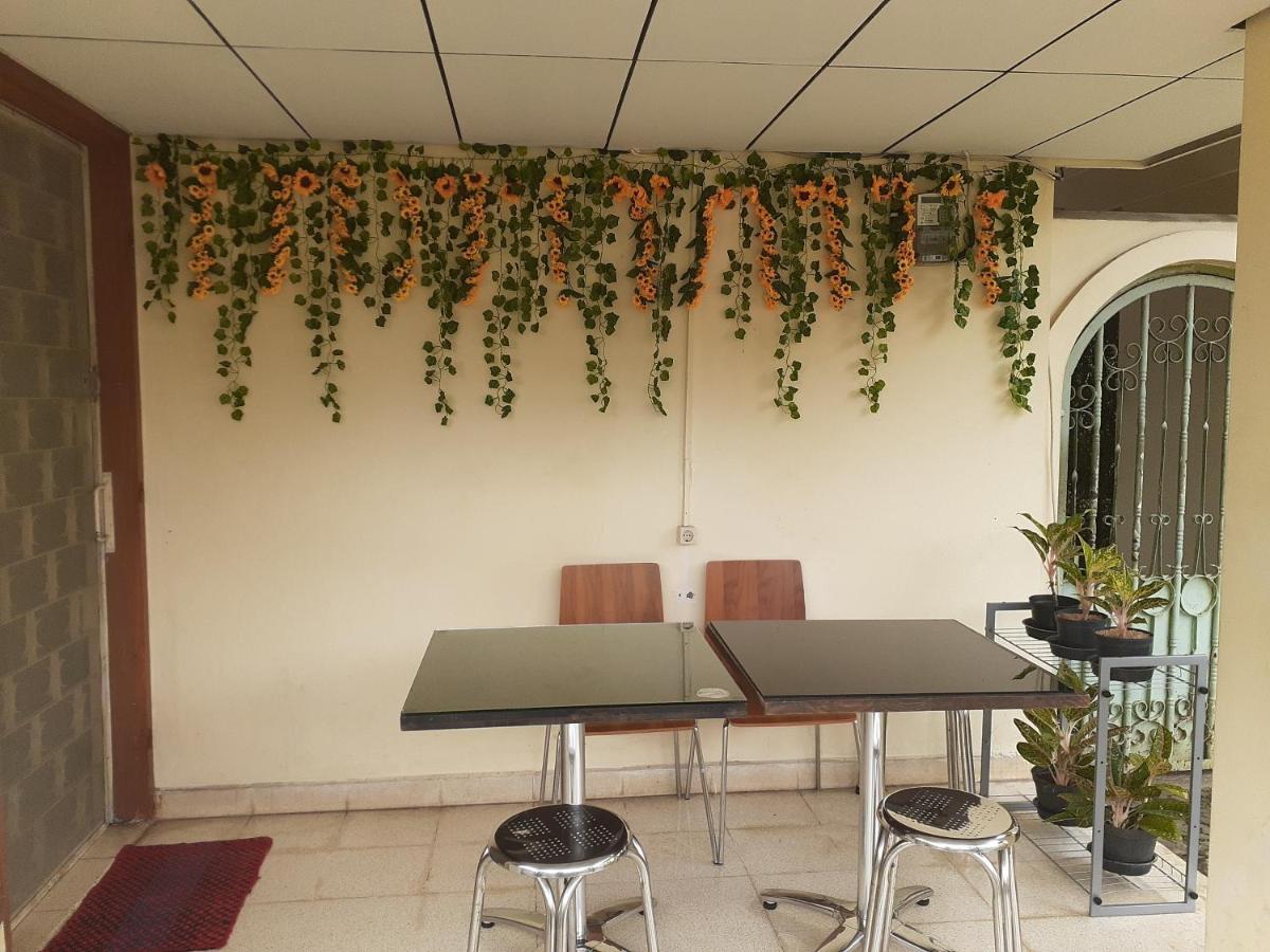 गेस्ट हाउस Gio Bogor